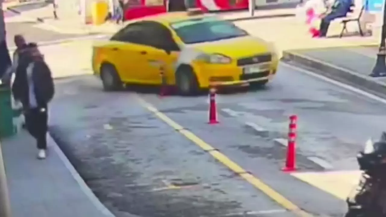Öz oğlu evi ateşe verip kül etti 3