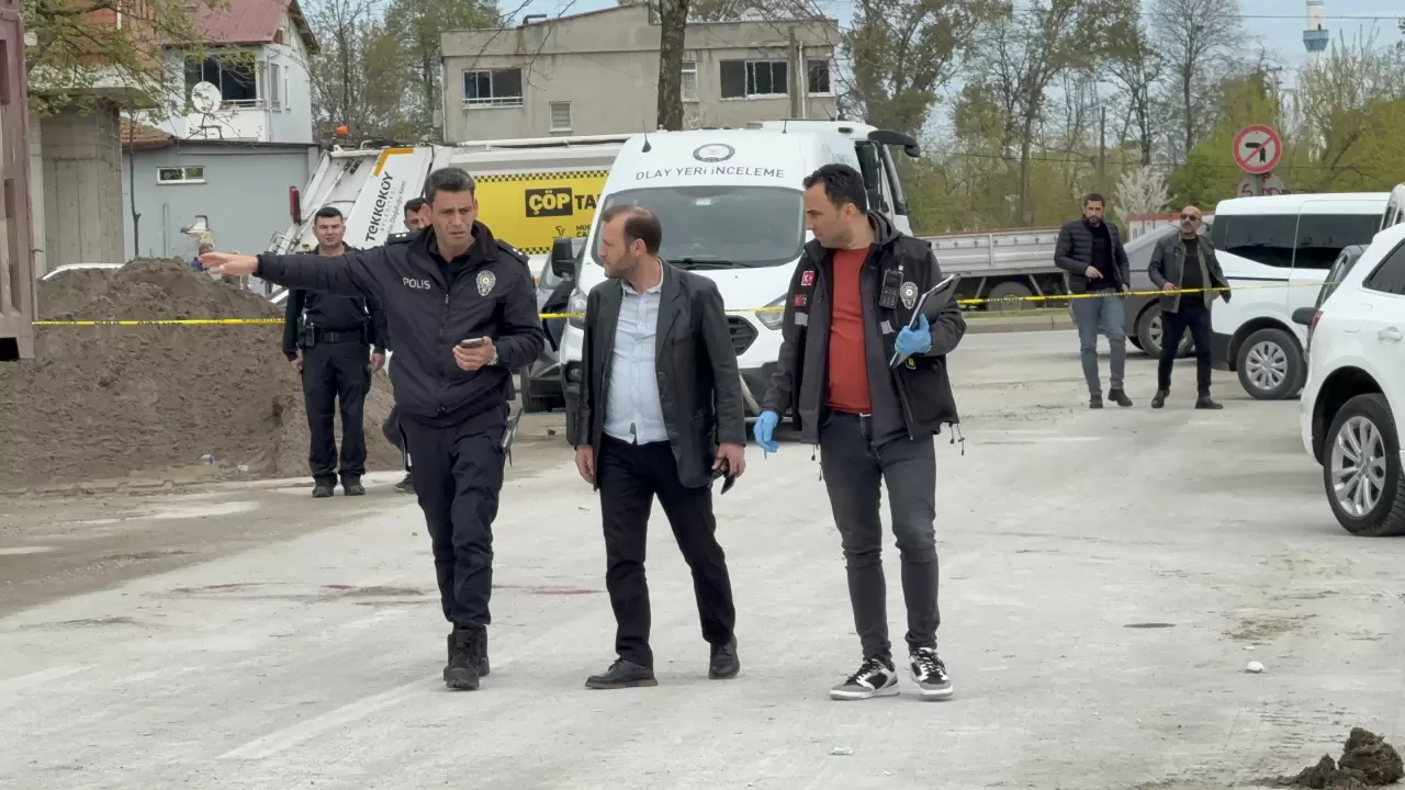Samsun’da kazık kavgası: Çok sayıda yaralı var, mahalle savaş alanına döndü! 5