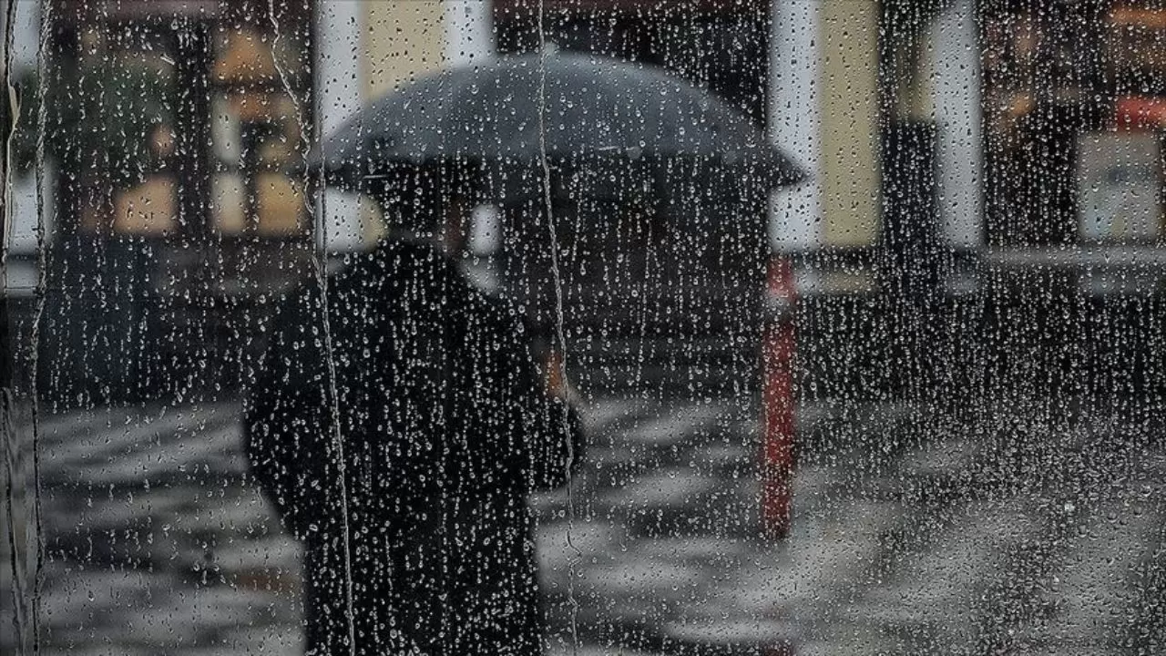 Meteoroloji’den 'kuvvetli' uyarı! Bugün dışarı çıkacaklar dikkat: Sağanak ve gök gürültüsü hangi illeri vuracak? 1