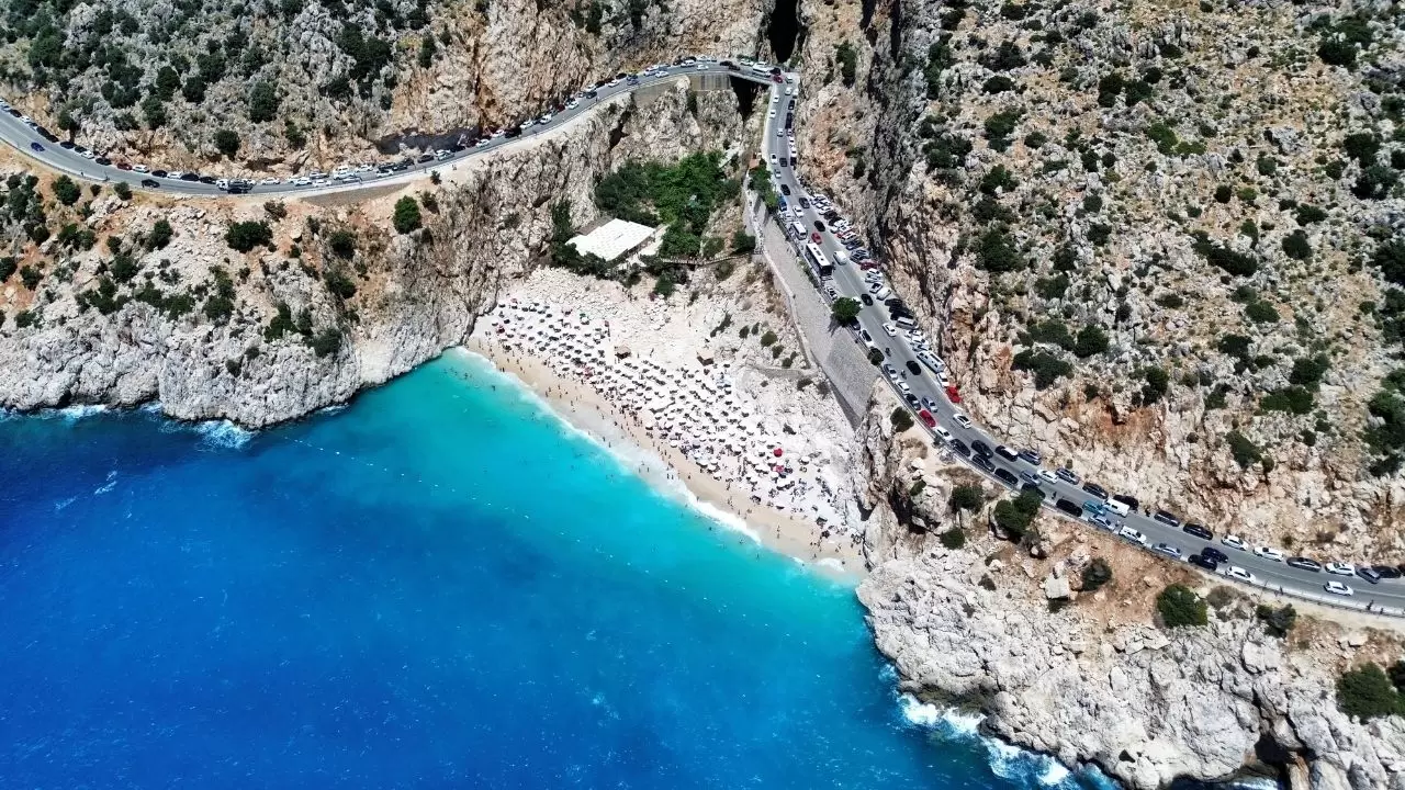 Turkuaz cennet Avrupa'nın en iyi 10 plajı arasına girdi! Listede Türkiye'den tek isim... 6