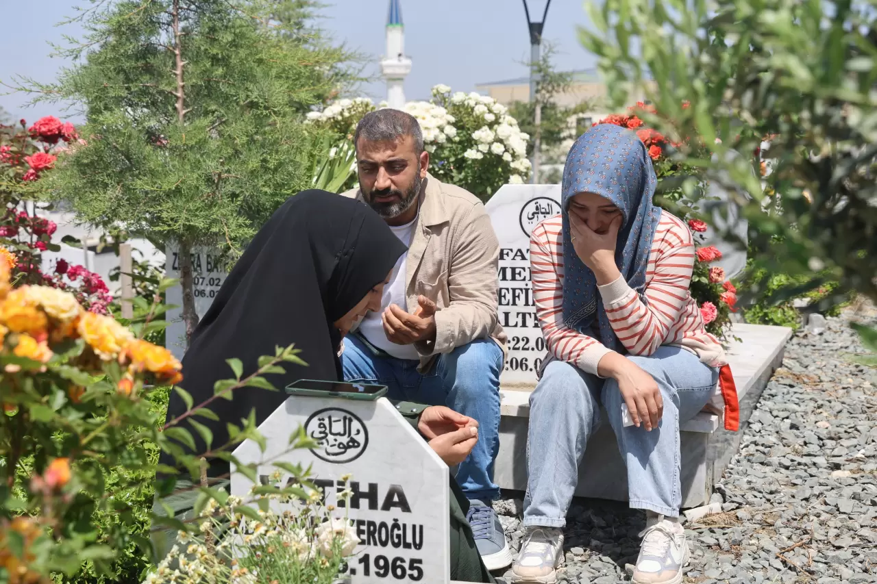 Asrın felaketini yaşayan Hatay'da buruk Anneler Günü! 4