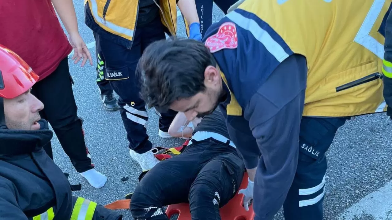 Antalya'dan İstanbul'a giden ambulans kaza yaptı! Hasta yaşamını yitirdi 4