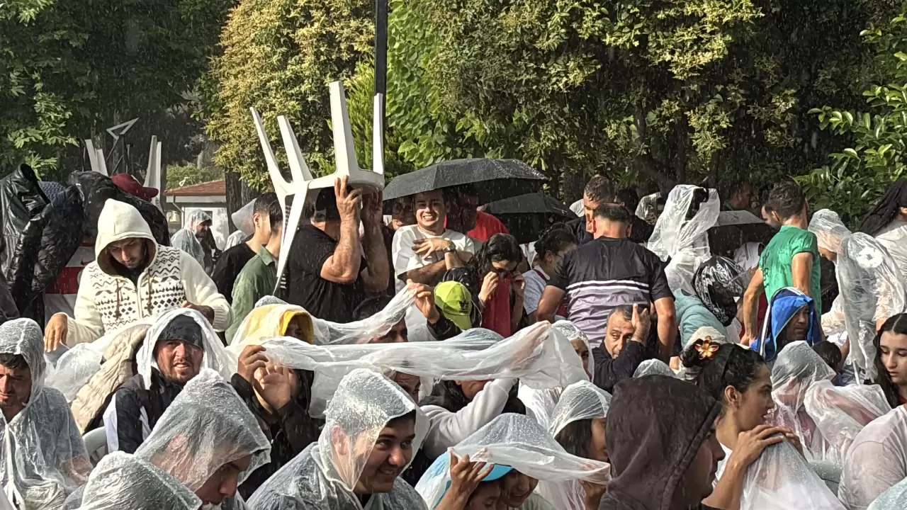 81 il tek yürek: Türkiye’nin dört bir yanında milli maç coşkusu 10