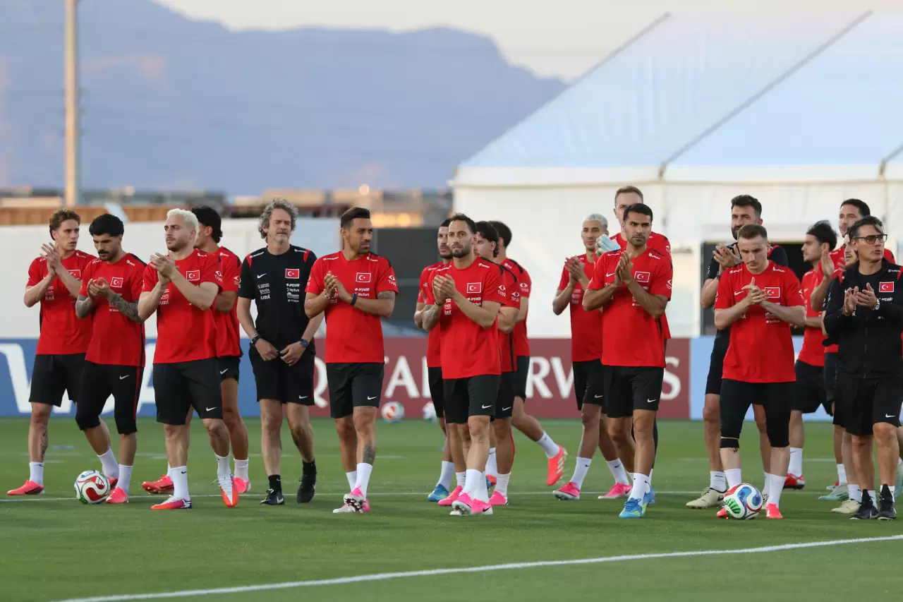 Milli Takım'da Arizona Kampı: Taraftarlara açık ilk antrenman tamamlandı 13
