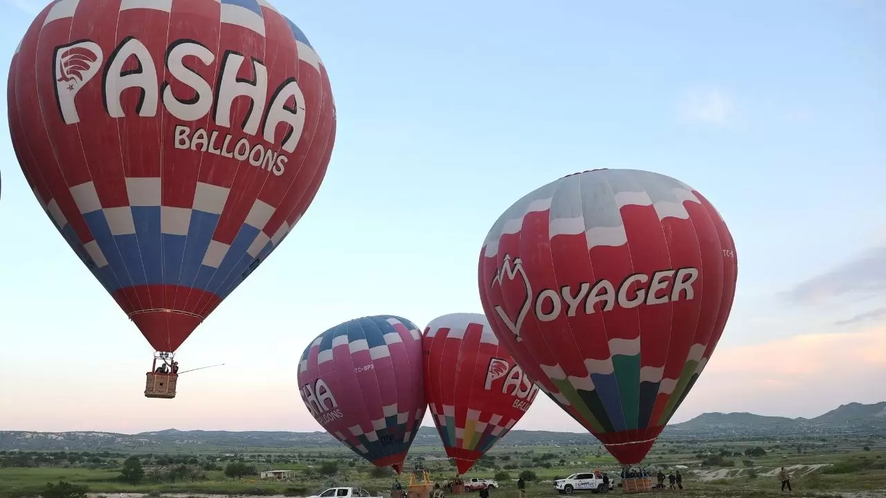 JÖAK paraşüt timinden sıcak hava balonundan muazzam atlayış! 16