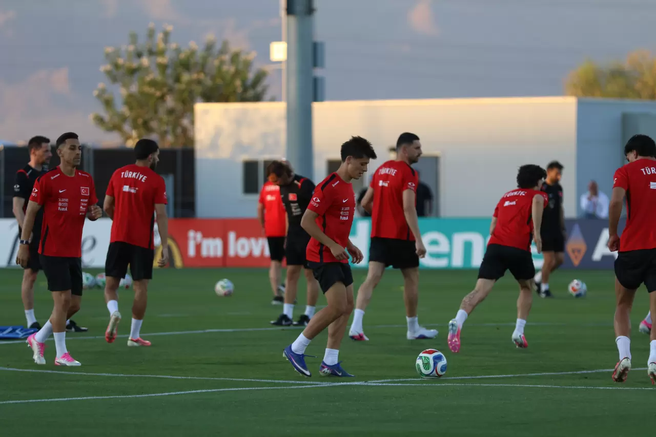 A Milli Takım, Avustralya maçı hazırlıklarını taktik çalışmayla sürdürdü 5