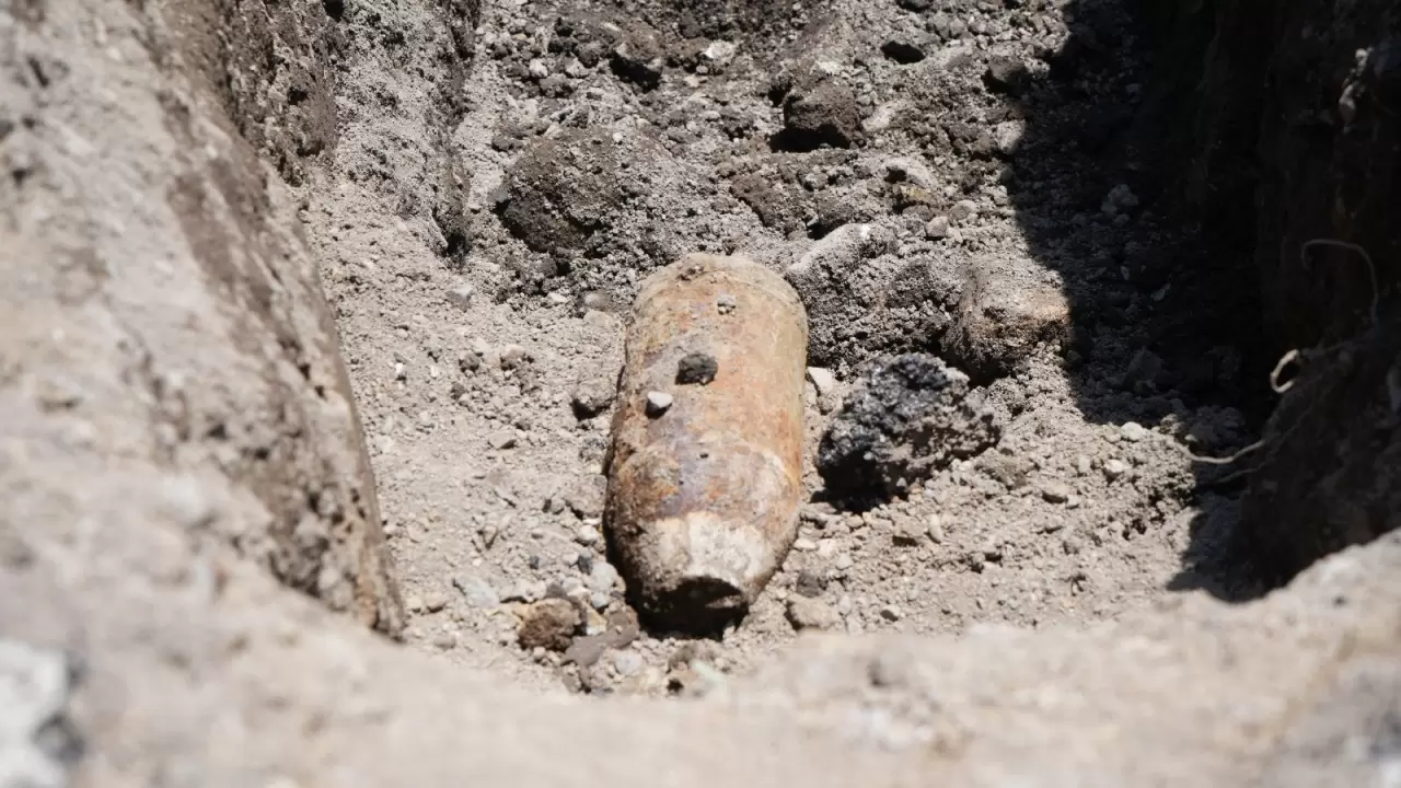Erzurum'daki kazıda mühimmat ve tarihi kalıntılar bulundu 8