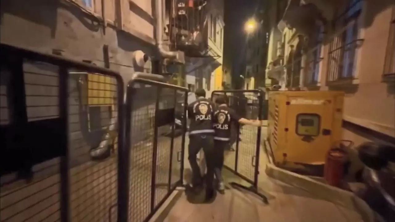 İstiklal Caddesi’nde Japon yayıncıyı rahatsız eden şüpheli yakalandı 1