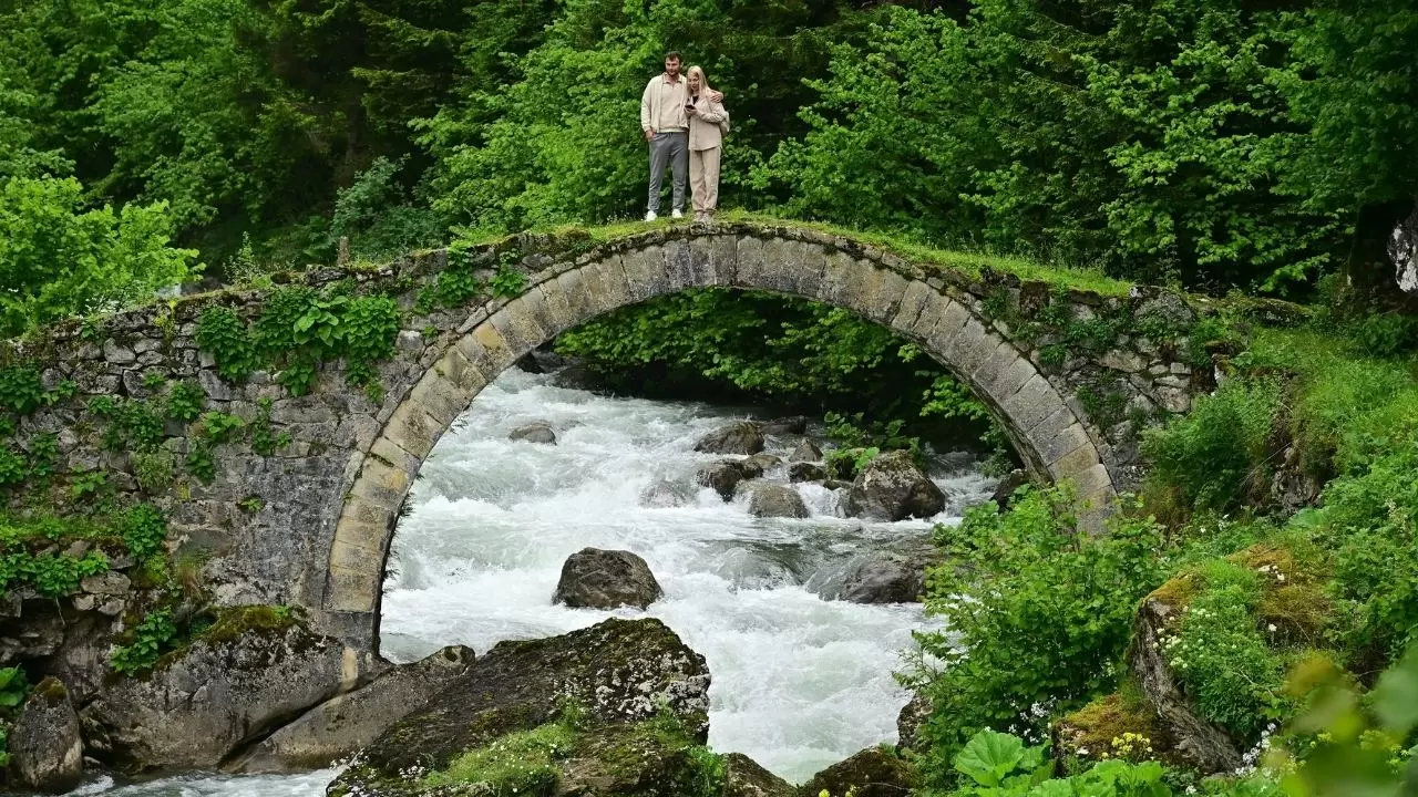 Gümüşhane'deki Santa Harabeleri ziyaretçilerin akınına uğruyor 1