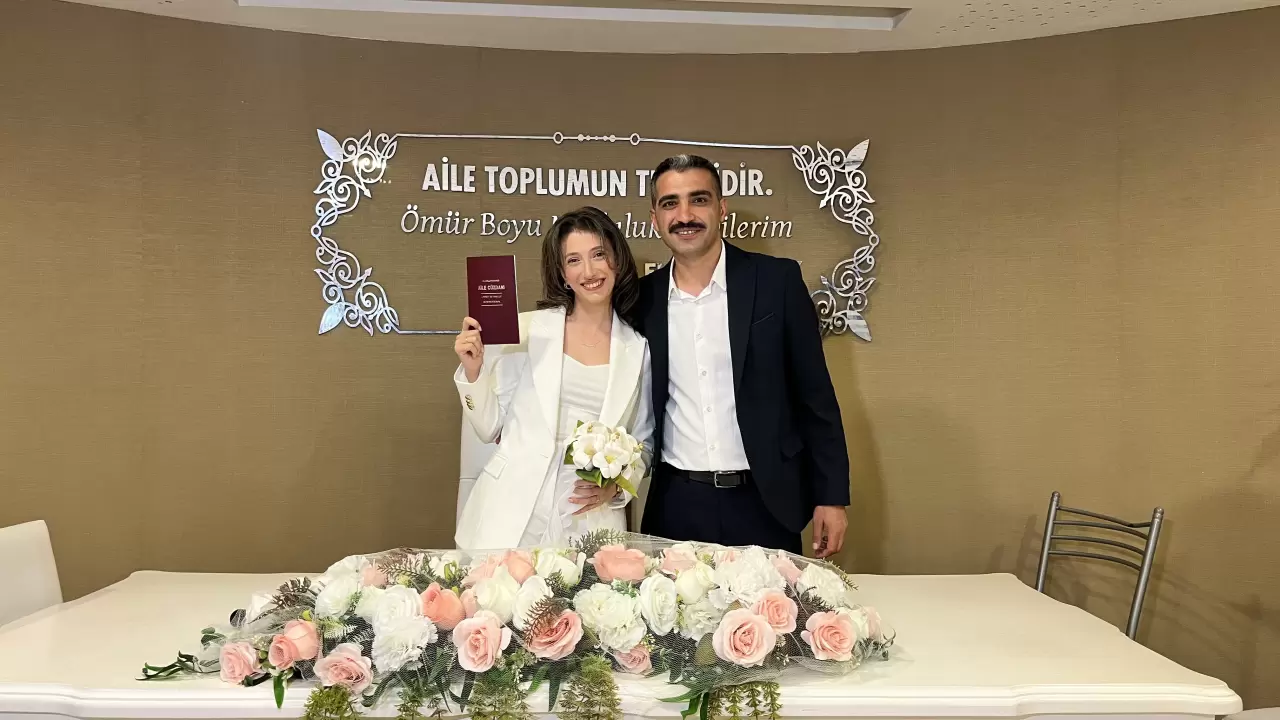 26.06.2026 çılgınlığı nikah dairelerinde yoğunluk oluştu 5