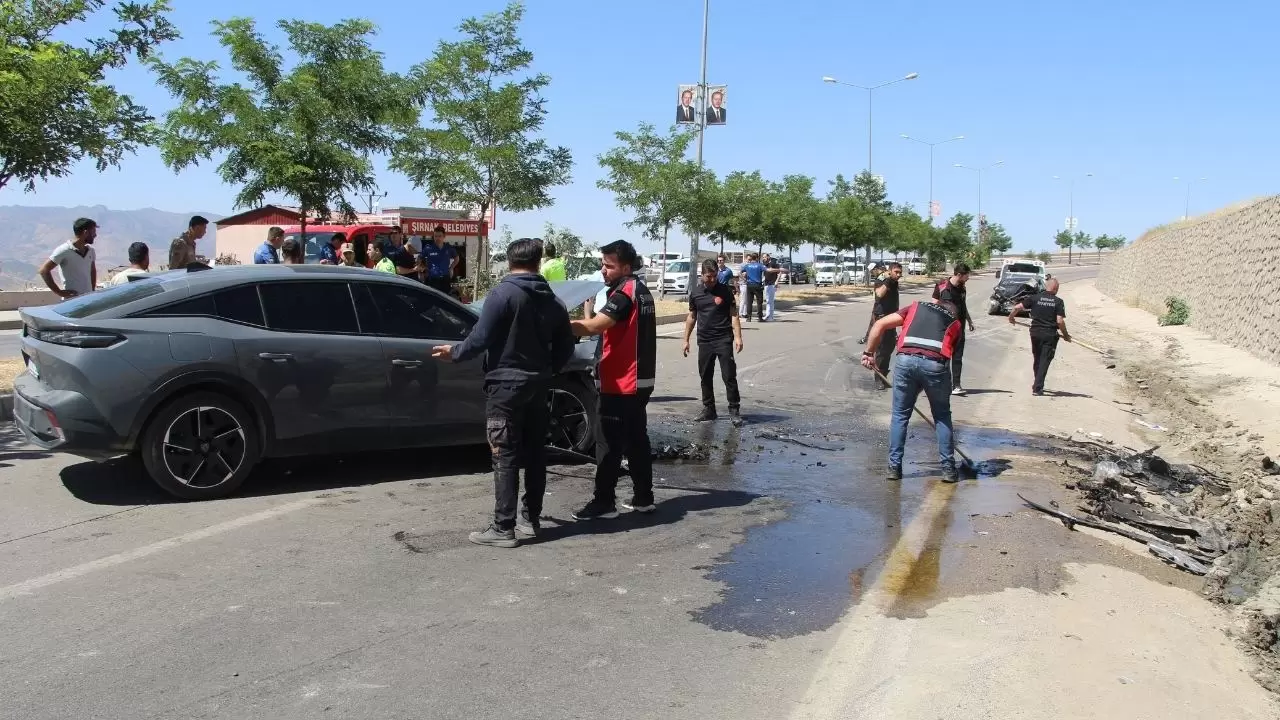 Şırnak'ta feci trafik kazası: Ölü ve yaralılar var 2