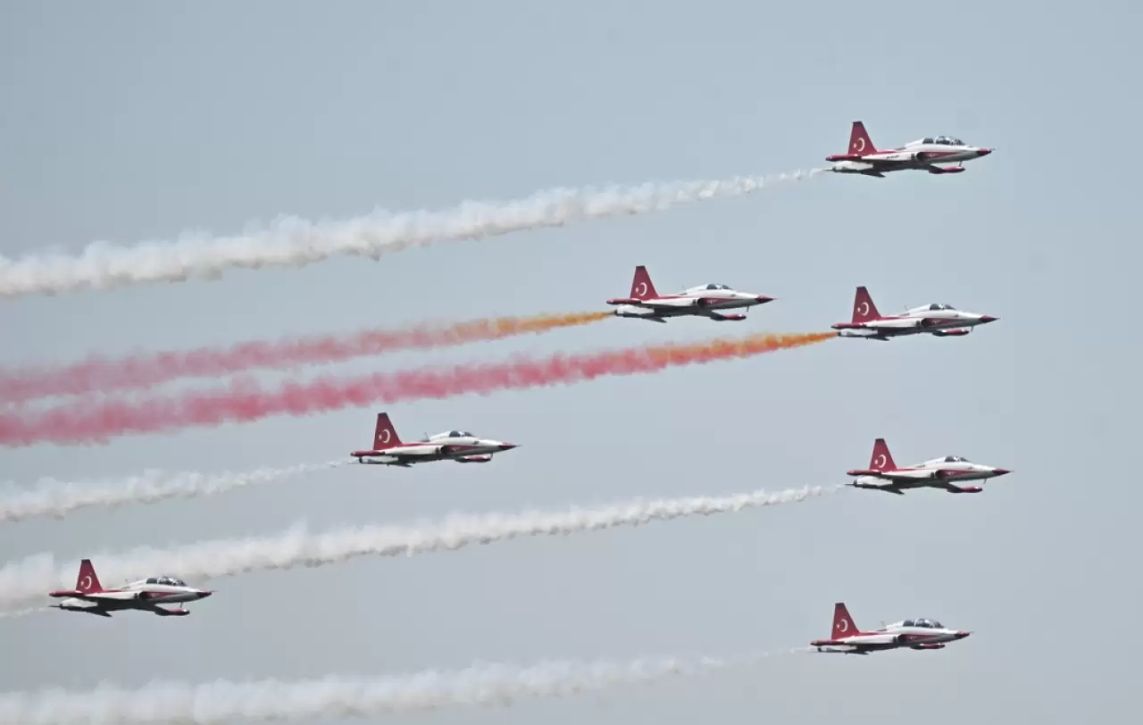 Türk Yıldızları Belçika’yı büyüledi! 5