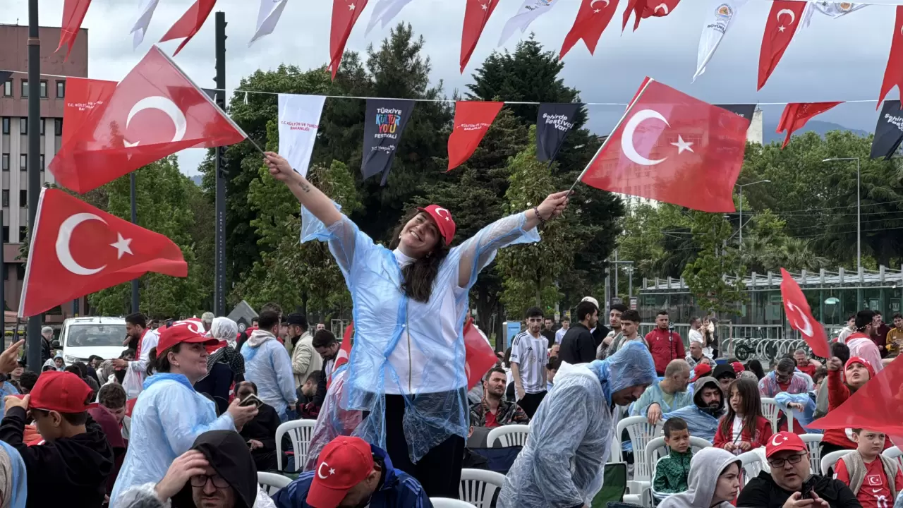 81 il tek yürek: Türkiye’nin dört bir yanında milli maç coşkusu 6
