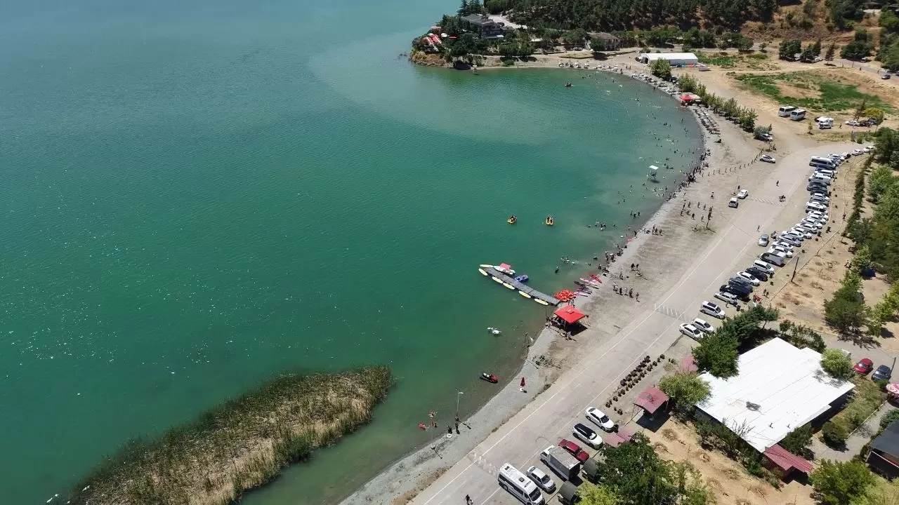 Türkiye'nin saklı denizi tatilcilerin yeni gözdesi oldu 6