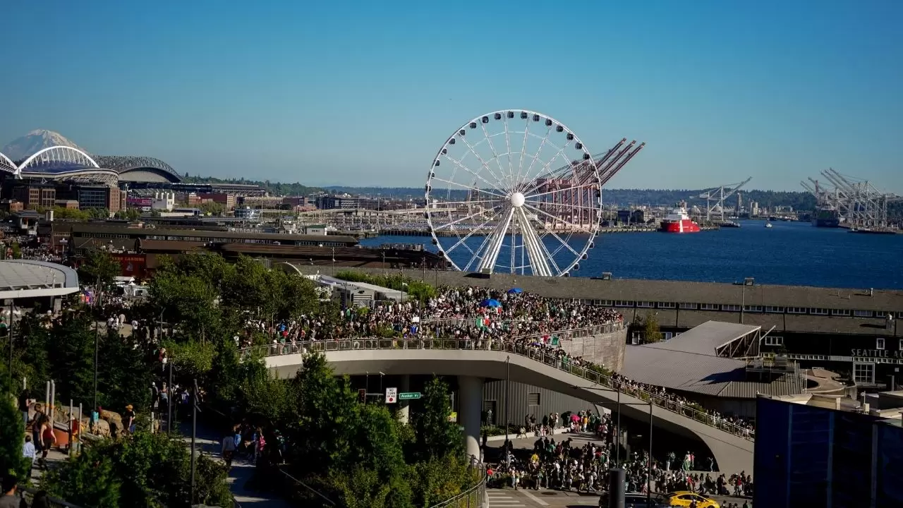 Seattle’da Dünya Kupası coşkusu: Şehir merkezi futbol şölenine döndü! 13