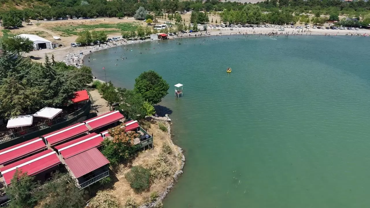 Türkiye'nin saklı denizi tatilcilerin yeni gözdesi oldu 8