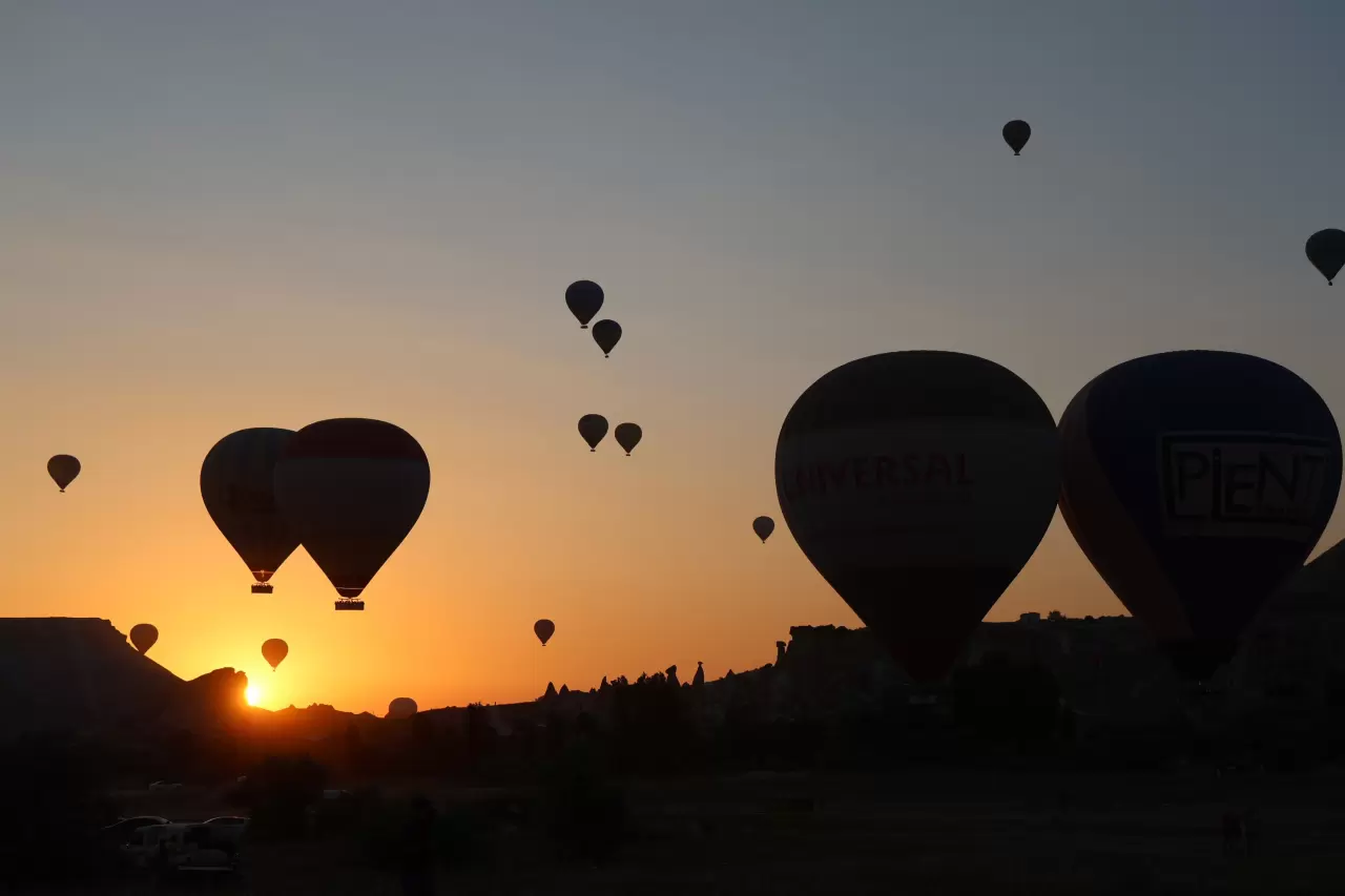 Kapadokya'da balon turizmi rekor kırdı! 6 ayda 306 bin turist gökyüzüne yükseldi 5