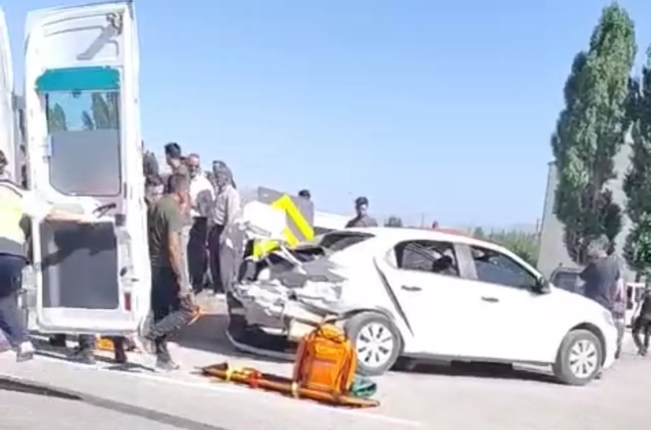 Yüksekova’da kara gün! Peş peşe feci kazalar: 1 ölü, 7 yaralı 6