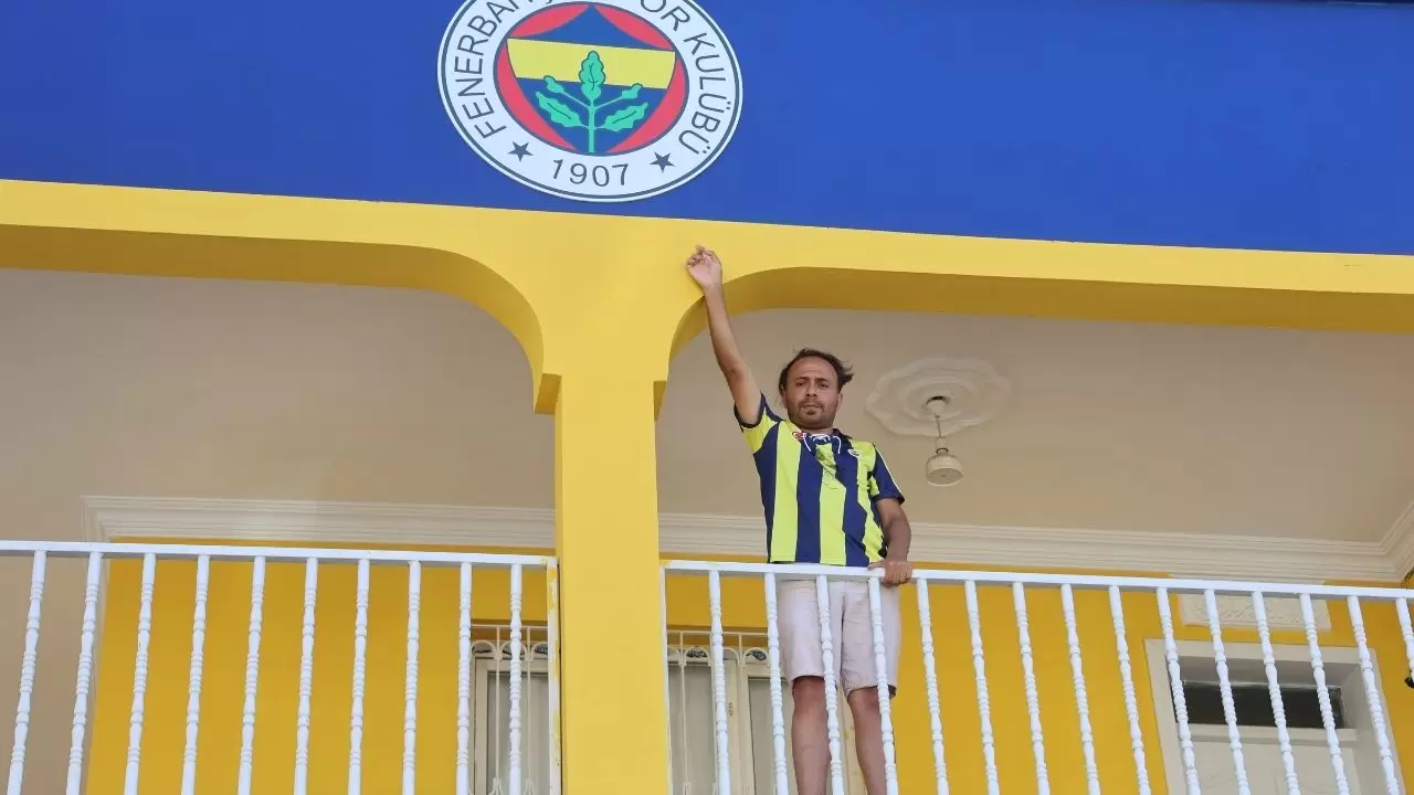 Reyhanlı'daki Fenerbahçeli ev görenleri şaşırtıyor 2