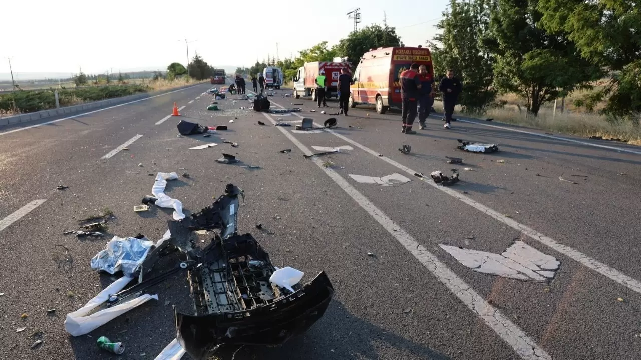 Nevşehir'deki trafik kazasında 3 can kaybı! 6