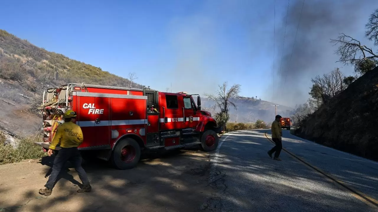 California'da 'Mines Fire' alarmı! 2