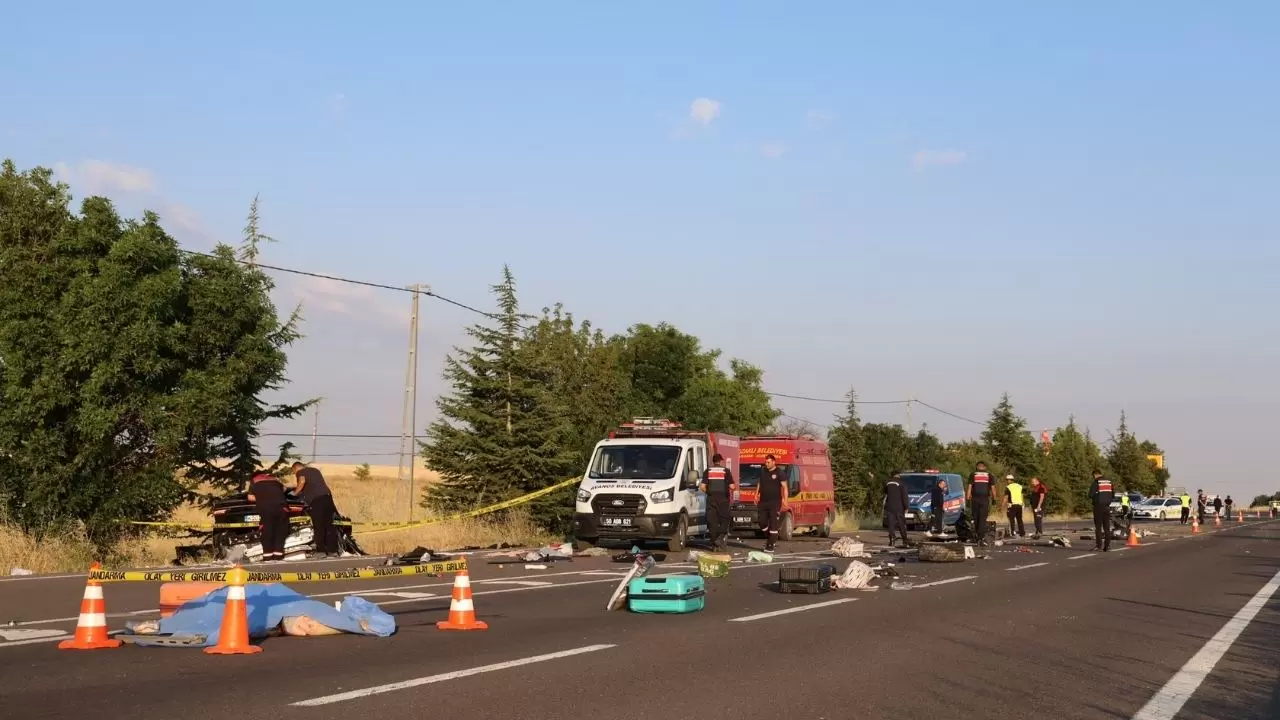 Nevşehir'deki trafik kazasında 3 can kaybı! 2