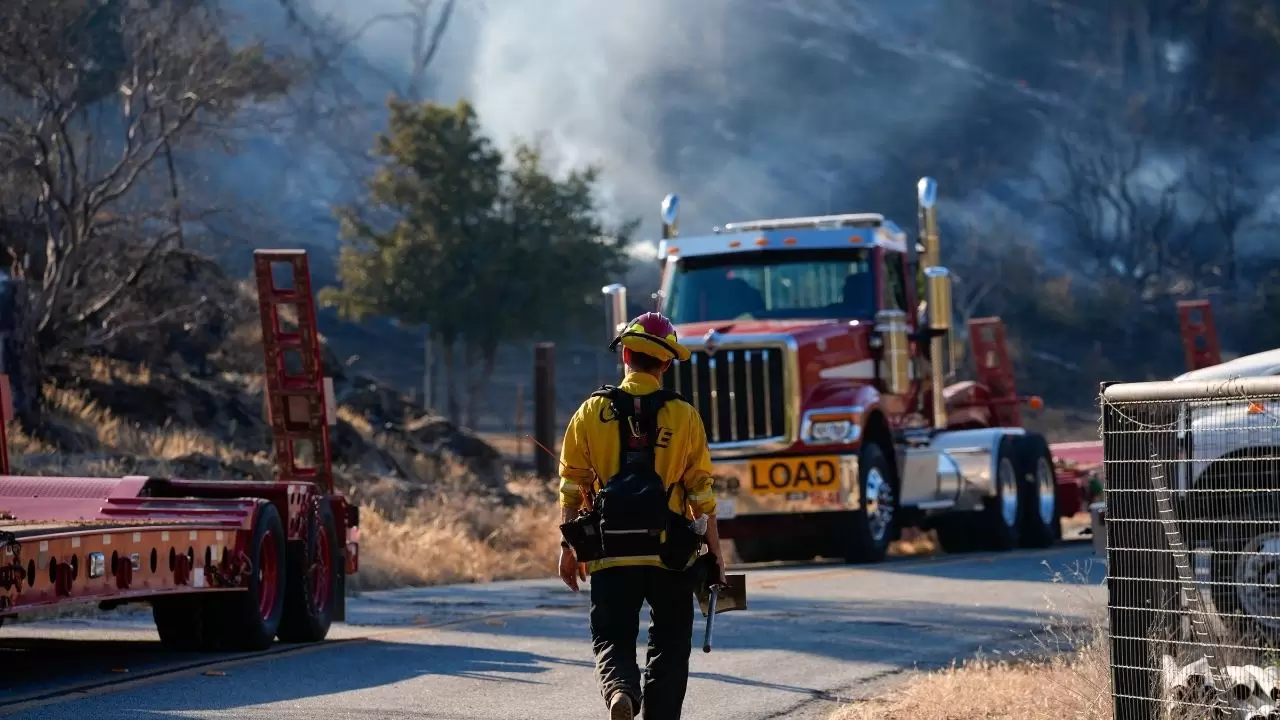 California'da 'Mines Fire' alarmı! 19