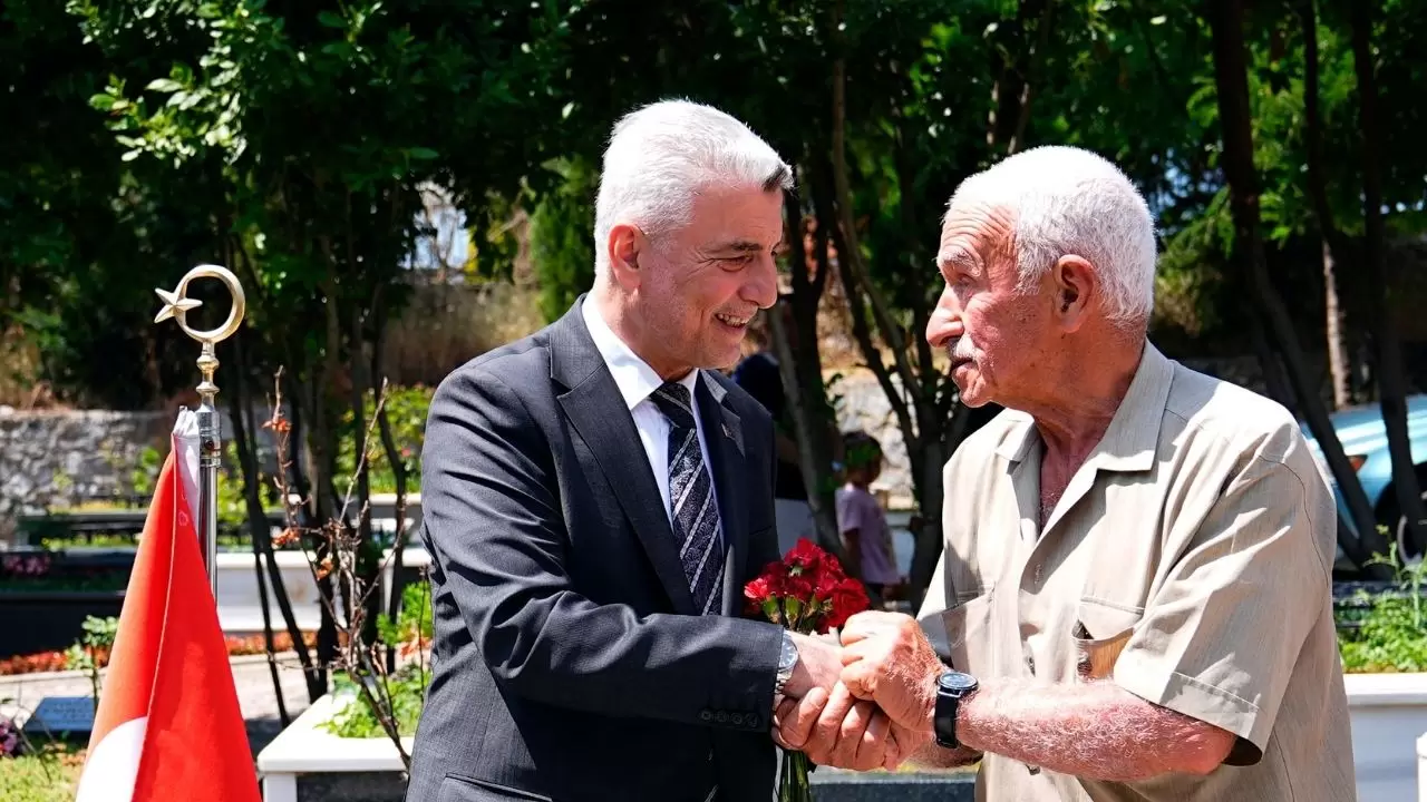 Bakan Bolat: 15 Temmuz'da darbecileri bozguna uğratan milletimizle gurur duyuyoruz 2