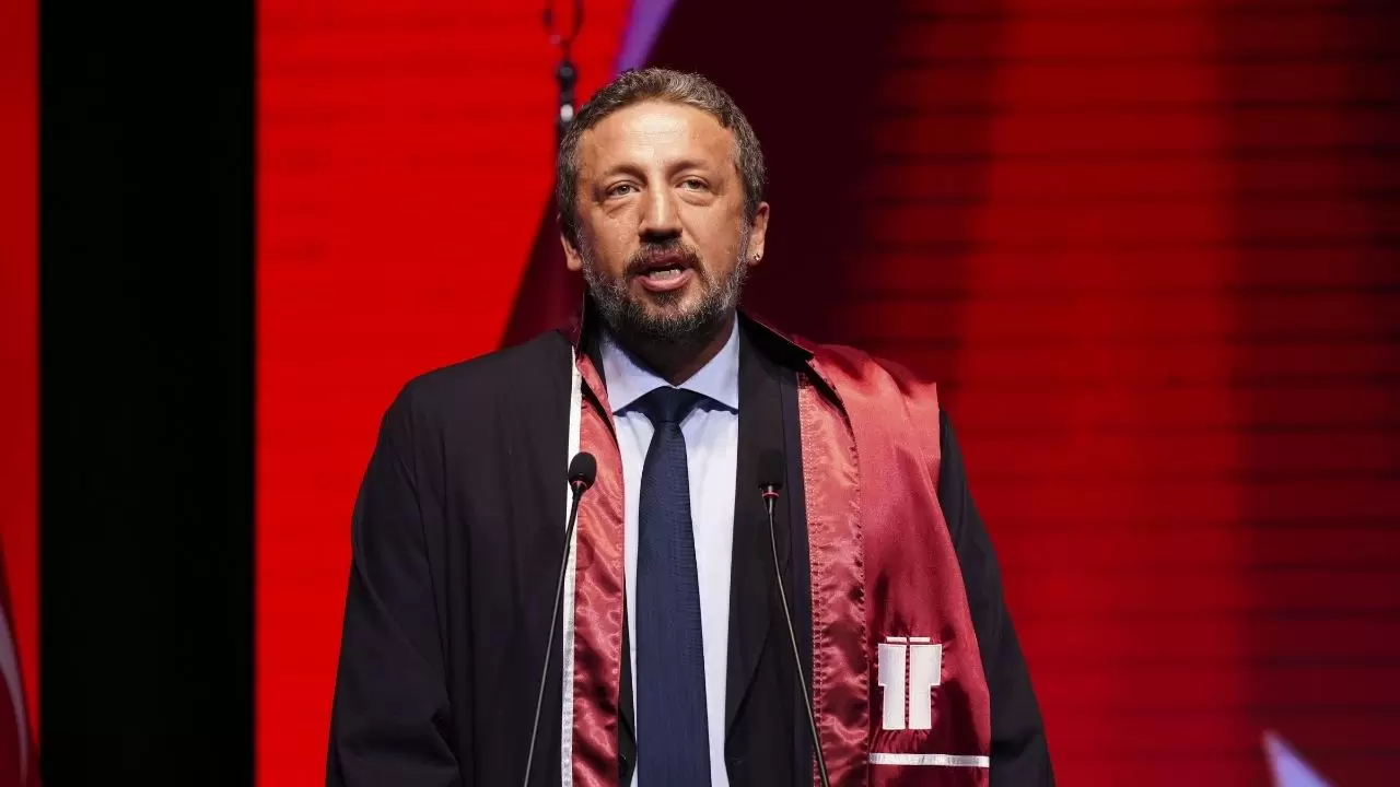 Hidayet Türkoğlu'na İstanbul Topkapı Üniversitesi'nden fahri doktora ünvanı! 2