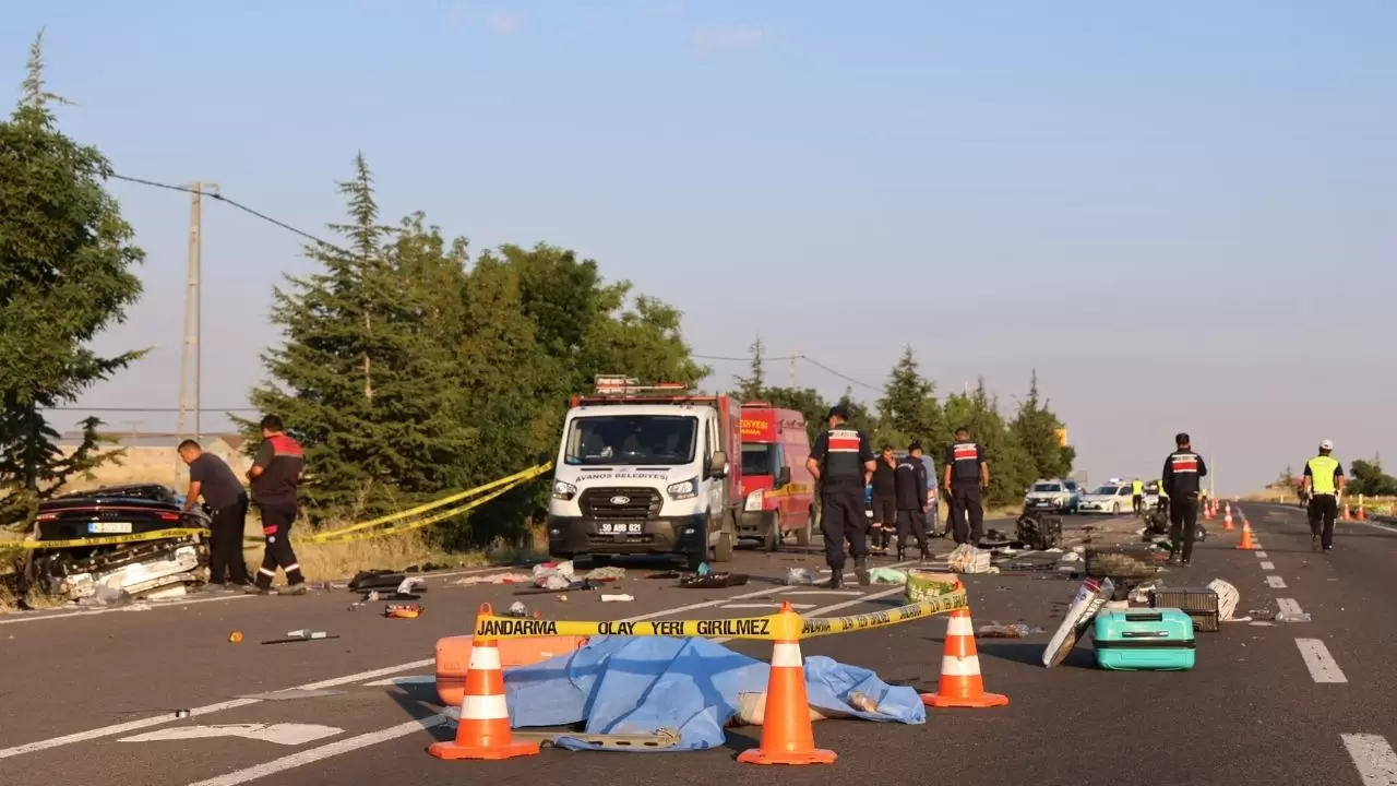Nevşehir'deki trafik kazasında 3 can kaybı! 3