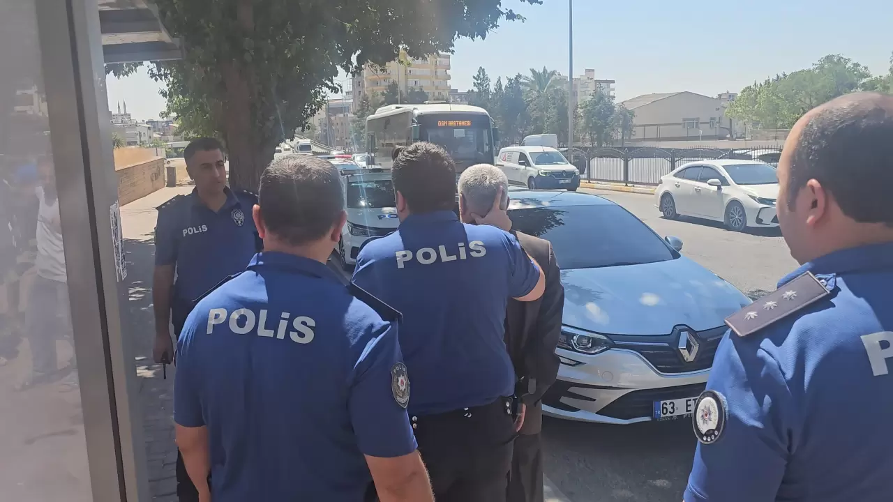 Şanlıurfa'da otobüs durağında dehşet: Boşanma aşamasındaki eşini vurdu! 3