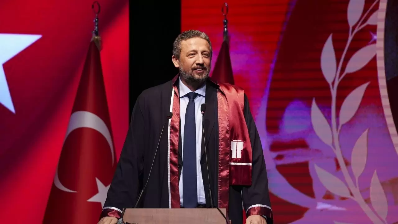 Hidayet Türkoğlu'na İstanbul Topkapı Üniversitesi'nden fahri doktora ünvanı! 3