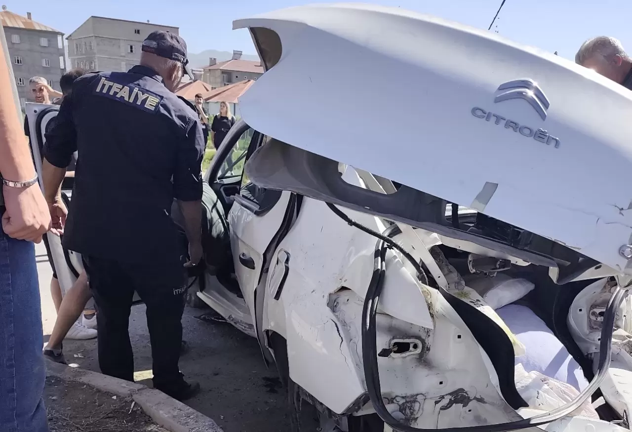 Yüksekova’da kara gün! Peş peşe feci kazalar: 1 ölü, 7 yaralı 13