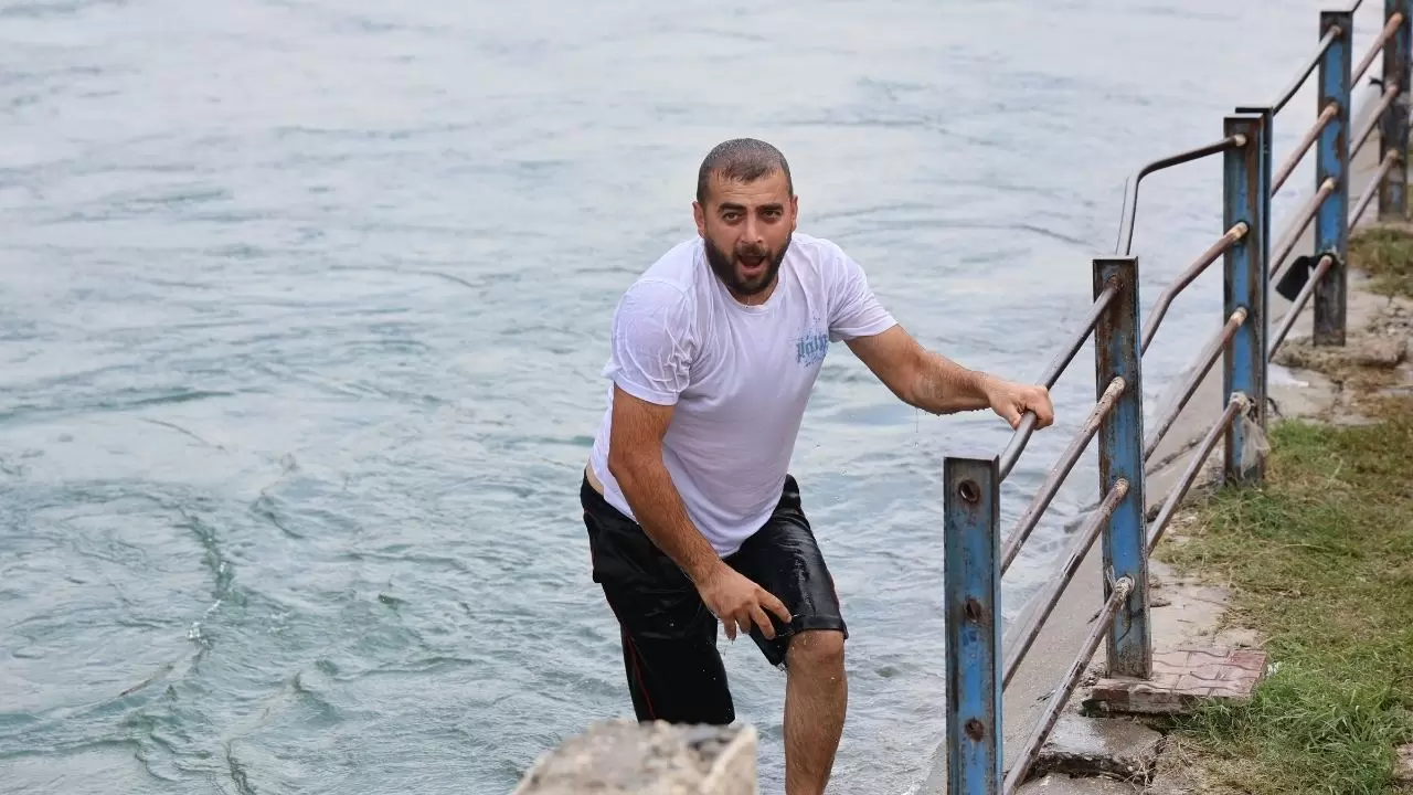 43 derecede sulama kanallarına giriyorlar 3