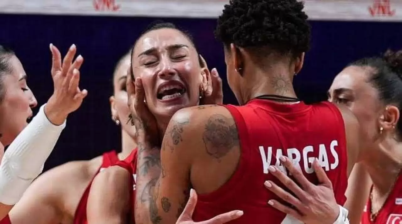 Filenin Sultanları’nın VNL şampiyonluk kazancı dudak uçuklattı! 5