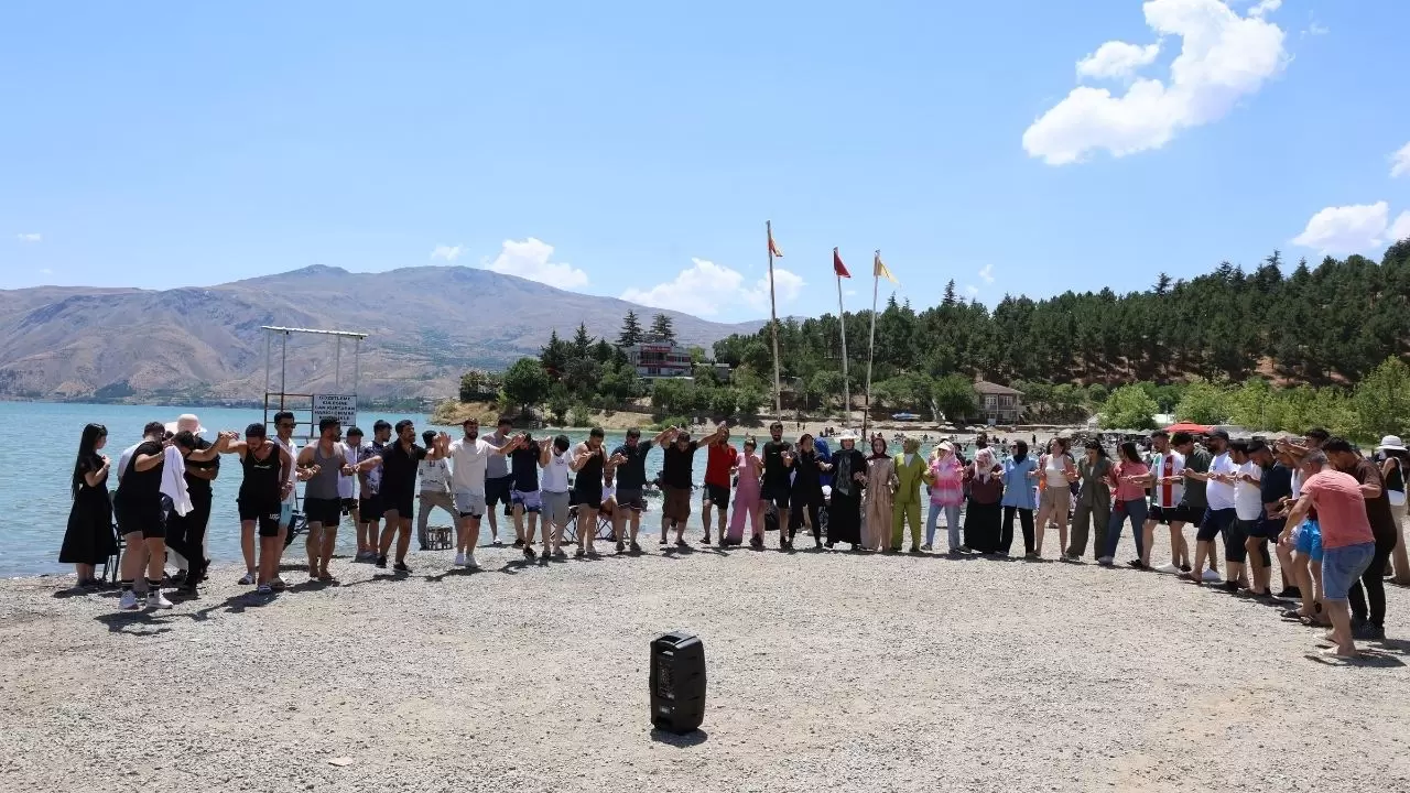Türkiye'nin saklı denizi tatilcilerin yeni gözdesi oldu 2
