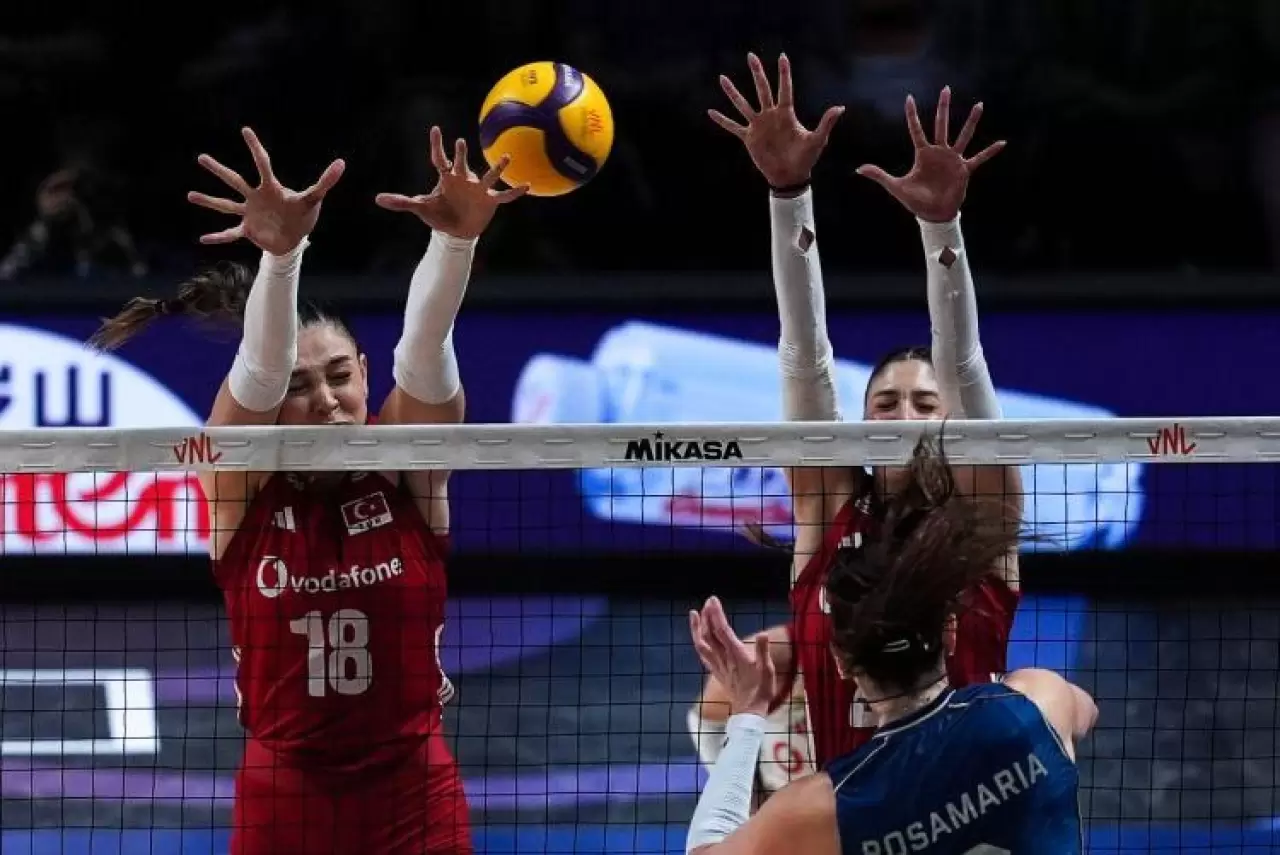 Filenin Sultanları’nın VNL şampiyonluk kazancı dudak uçuklattı! 6