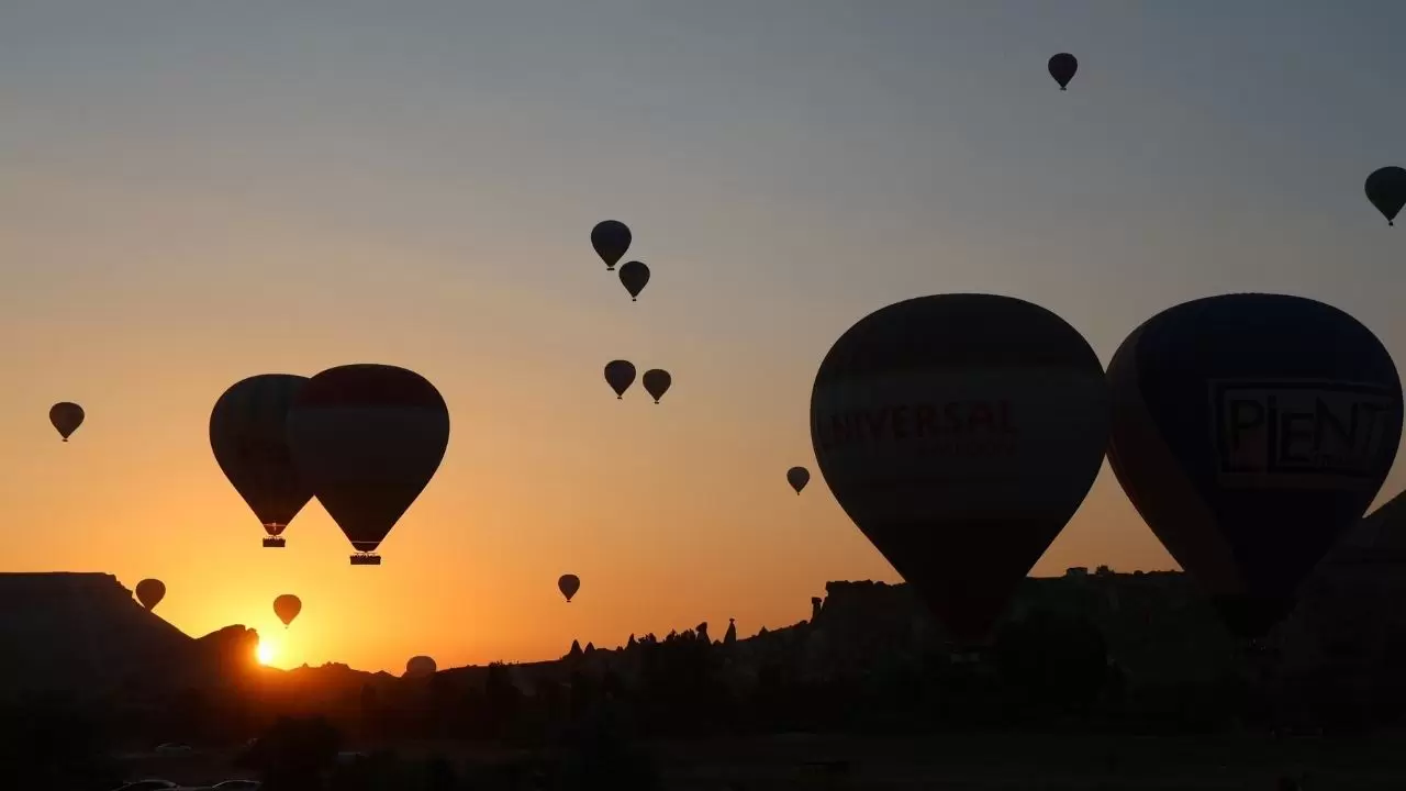 Kapadokya'da balon turizmi rekor kırdı! 6 ayda 306 bin turist gökyüzüne yükseldi 2