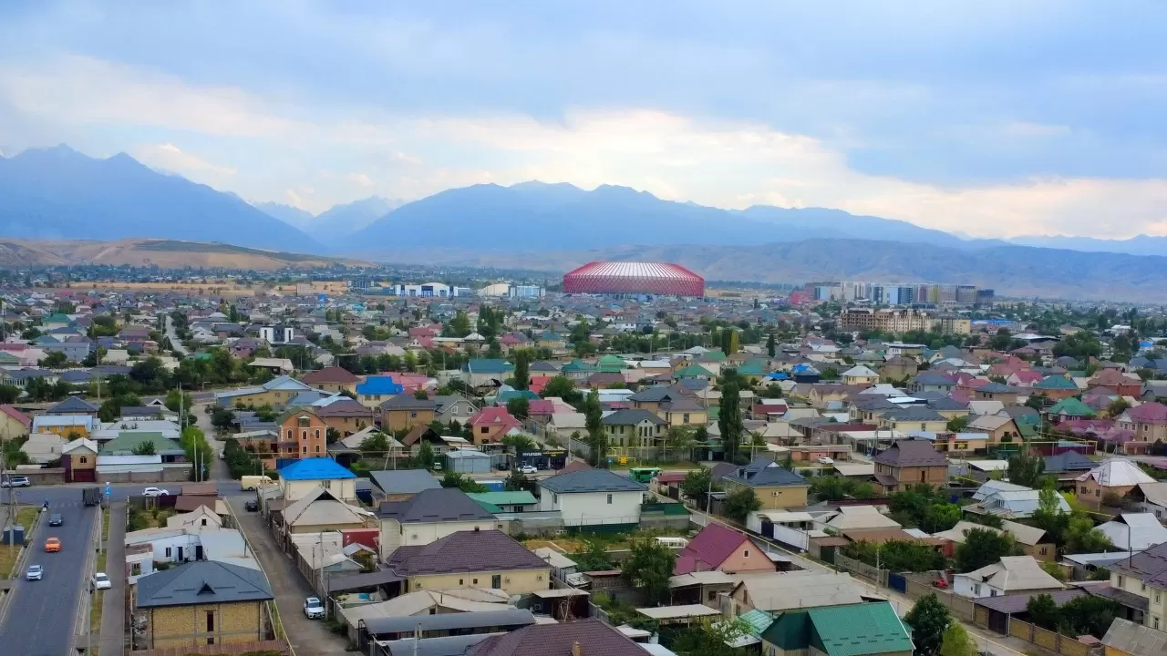 Kırgızistan’da 51 bin kişilik dev stadyum tamamlandı! 3