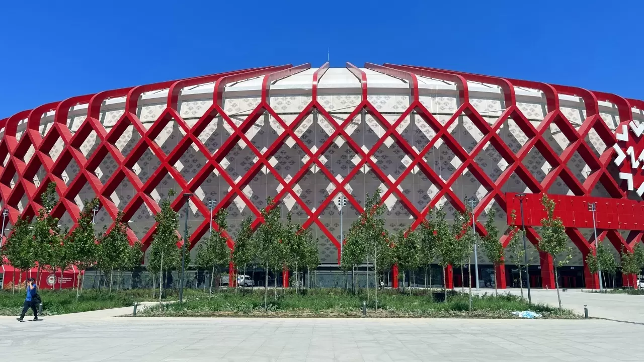 Kırgızistan’da 51 bin kişilik dev stadyum tamamlandı! 2
