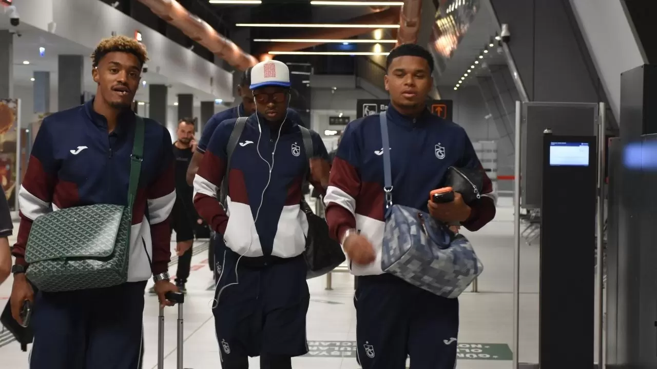 Trabzonspor kafilesi Trabzon’da! 9