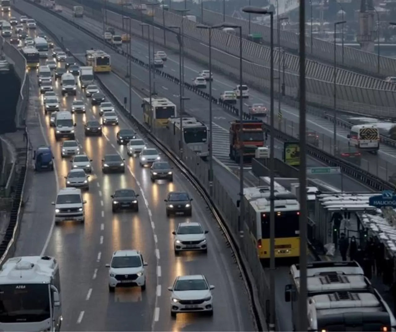 Kara yollarında çalışma alarmı! 9