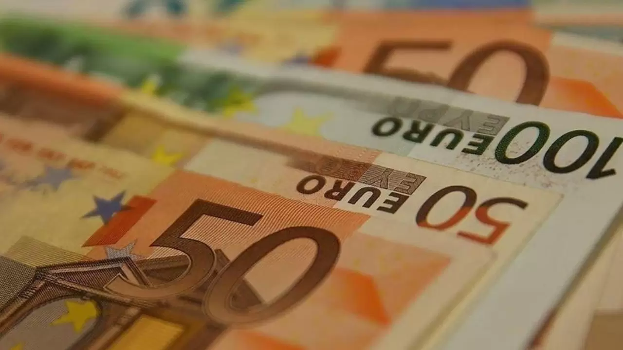 Dolar ve avro haftaya yükselişle başladı 4