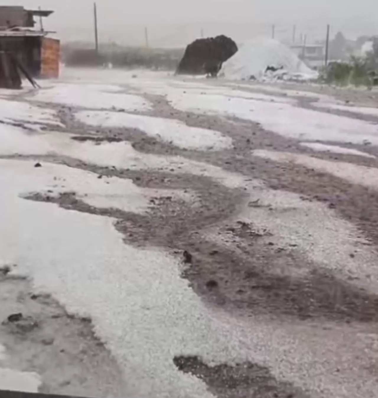 Çıldır'da dolu ve fırtına kabusu 1