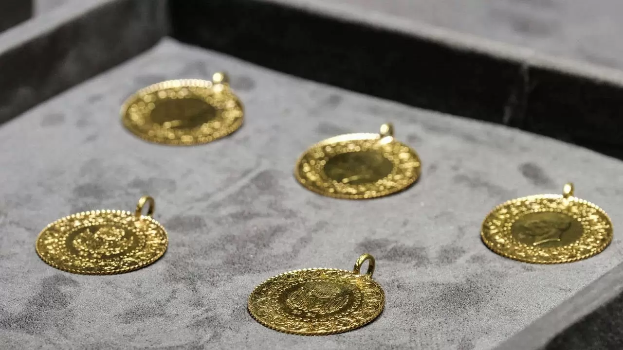 Gram altın 6 bin 384 lirayı gördü! 1