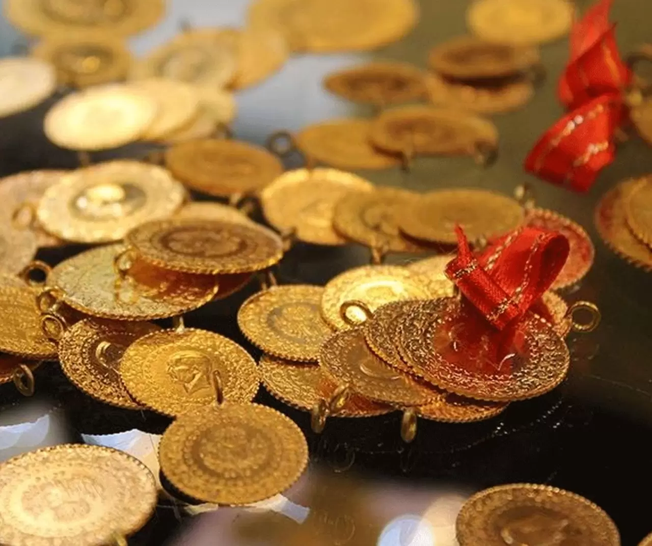 Gram altın 6 bin 384 lirayı gördü! 8