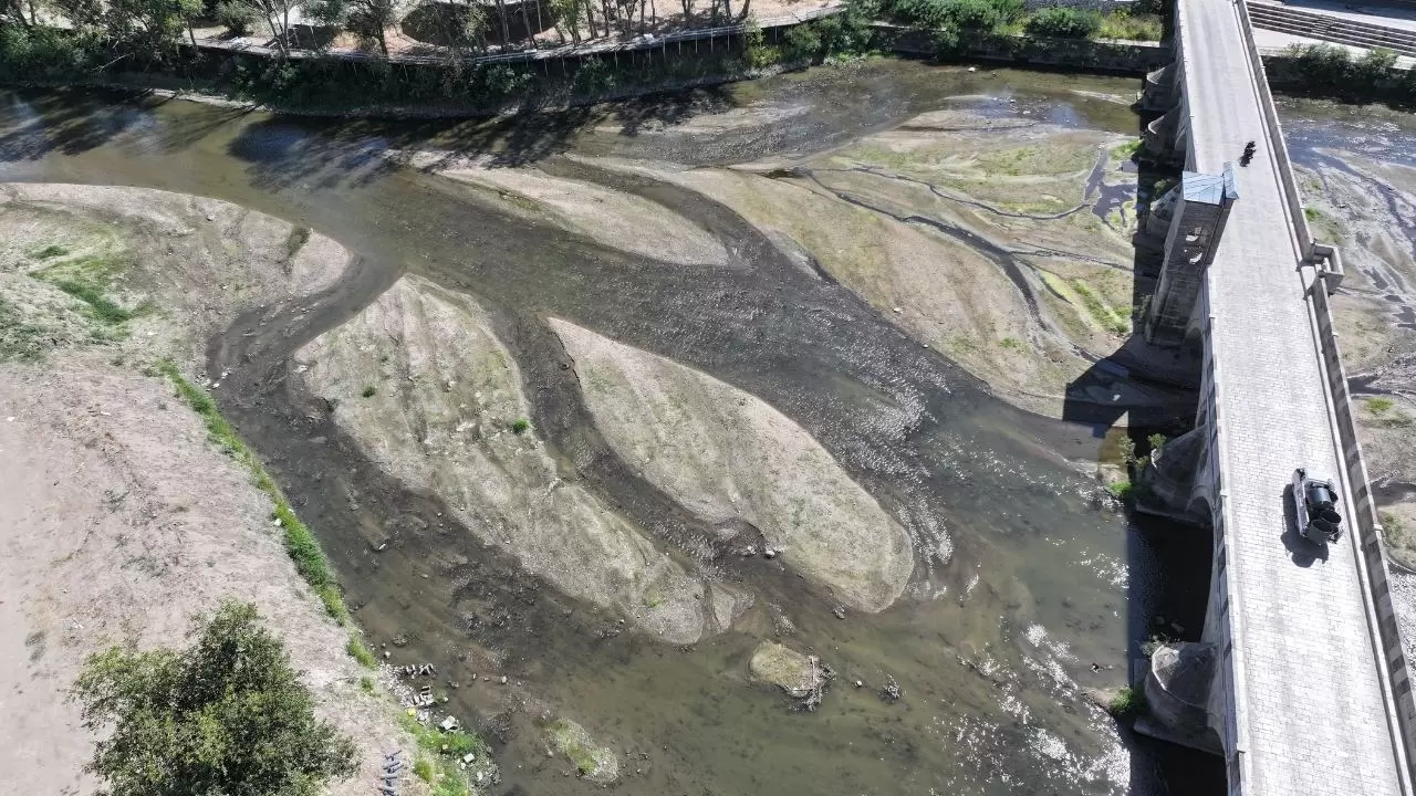 Tunca Nehri'nde su seviyesi hızla düşüyor 4