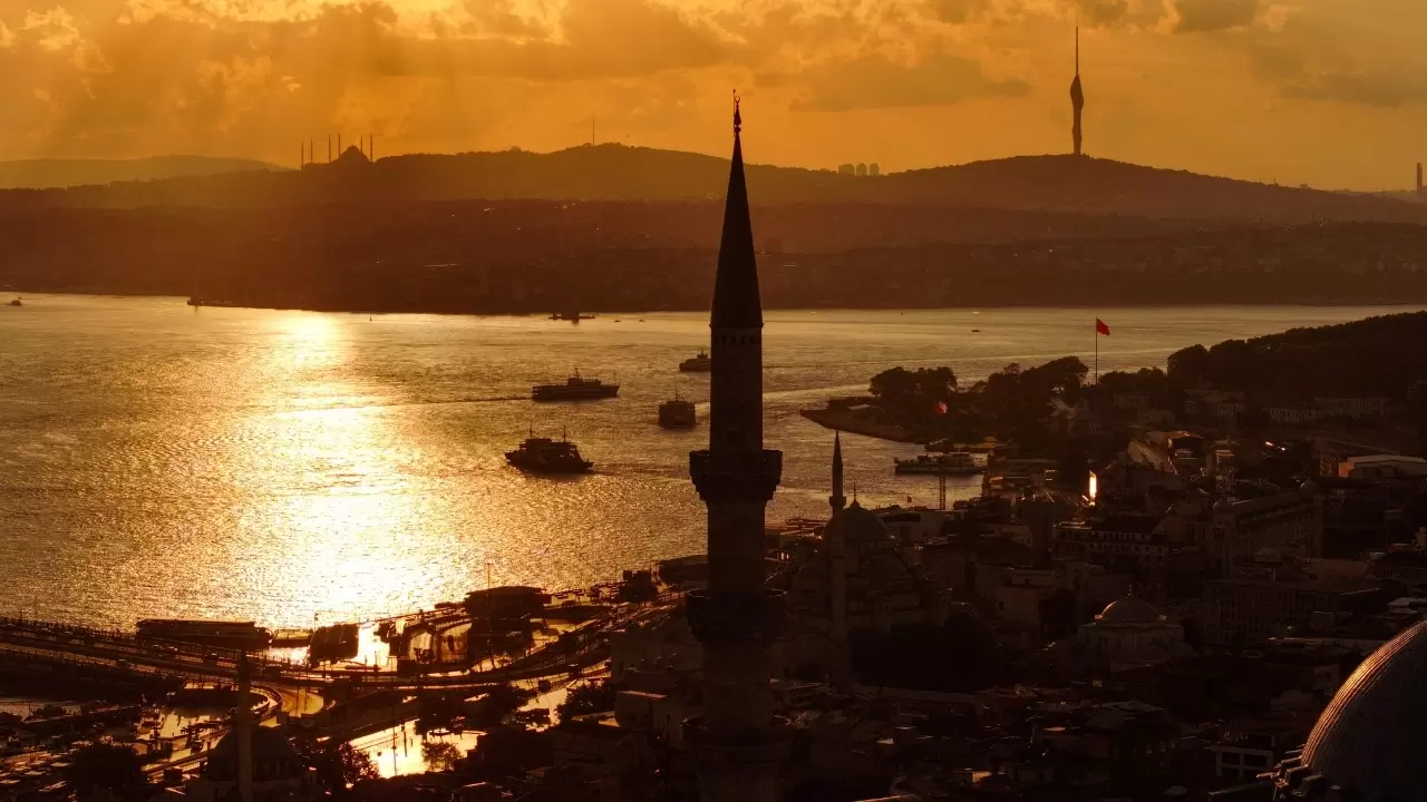 İstanbul’da gün doğumundan büyüleyen manzara! 1