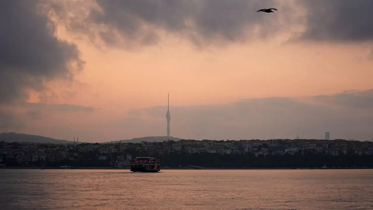 Kız Kulesi ve gün doğumu aynı karede 7