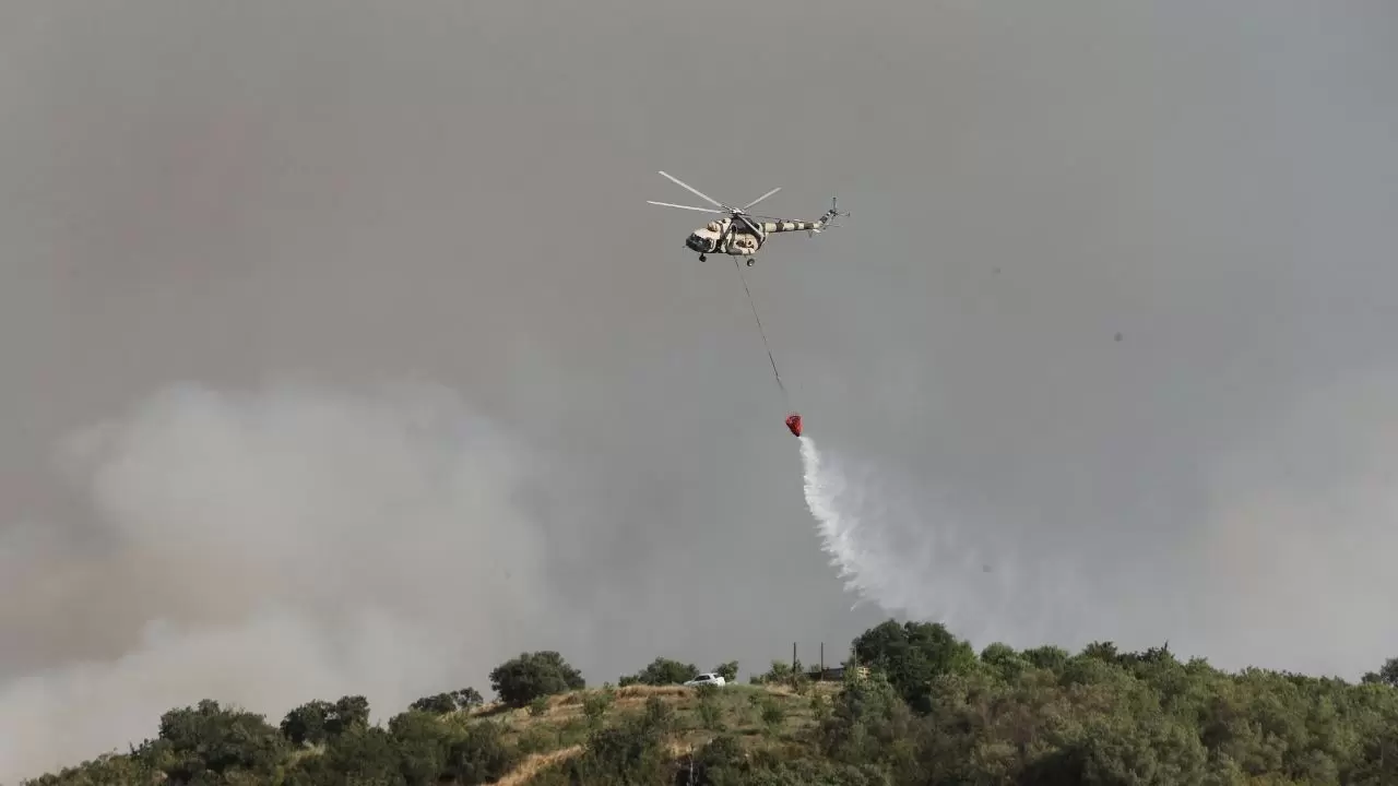 Susurluk'ta alevlere havadan ve karadan müdahale 4